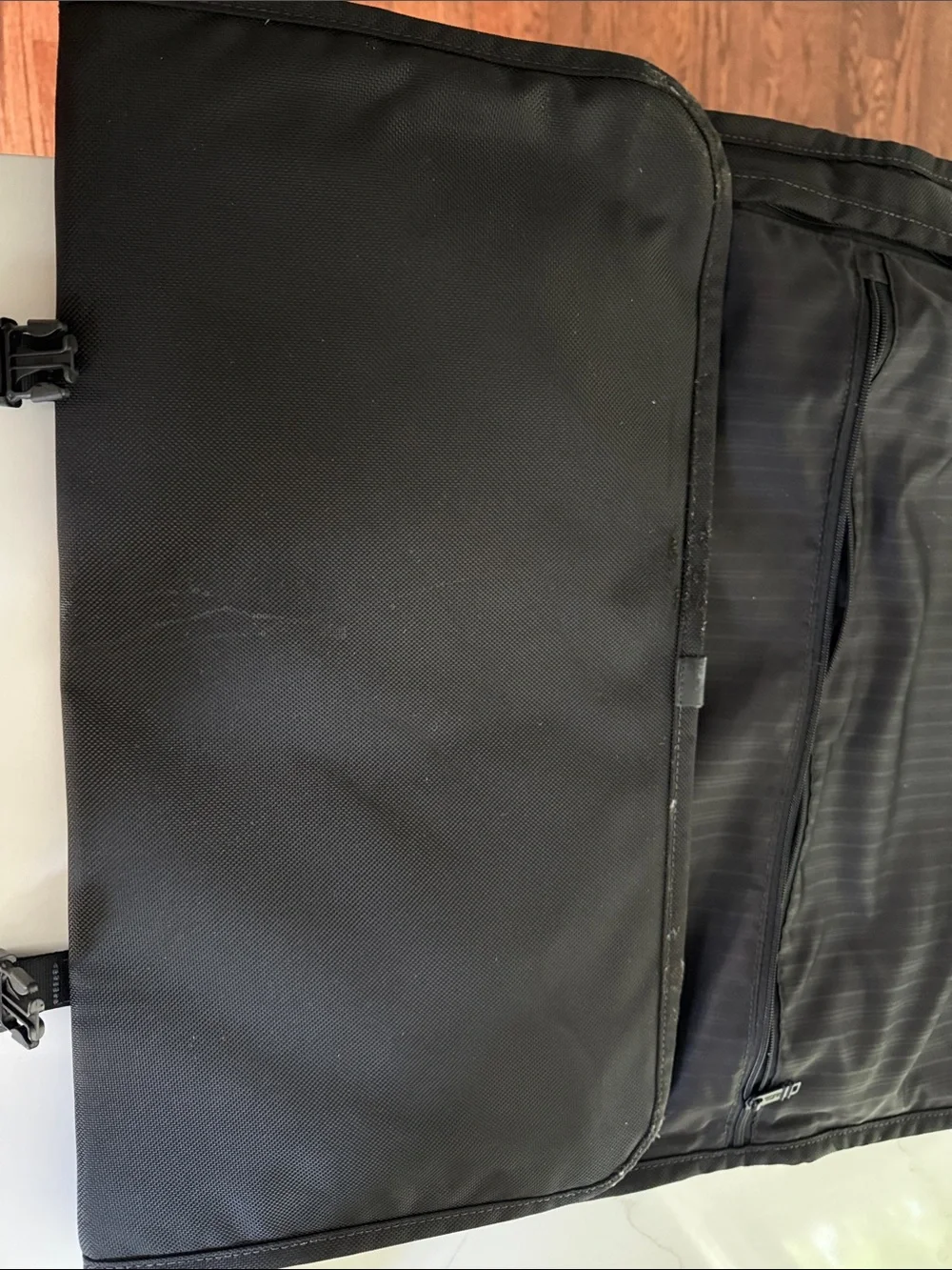 Tumi alpha 3 tri-fold garment Bag